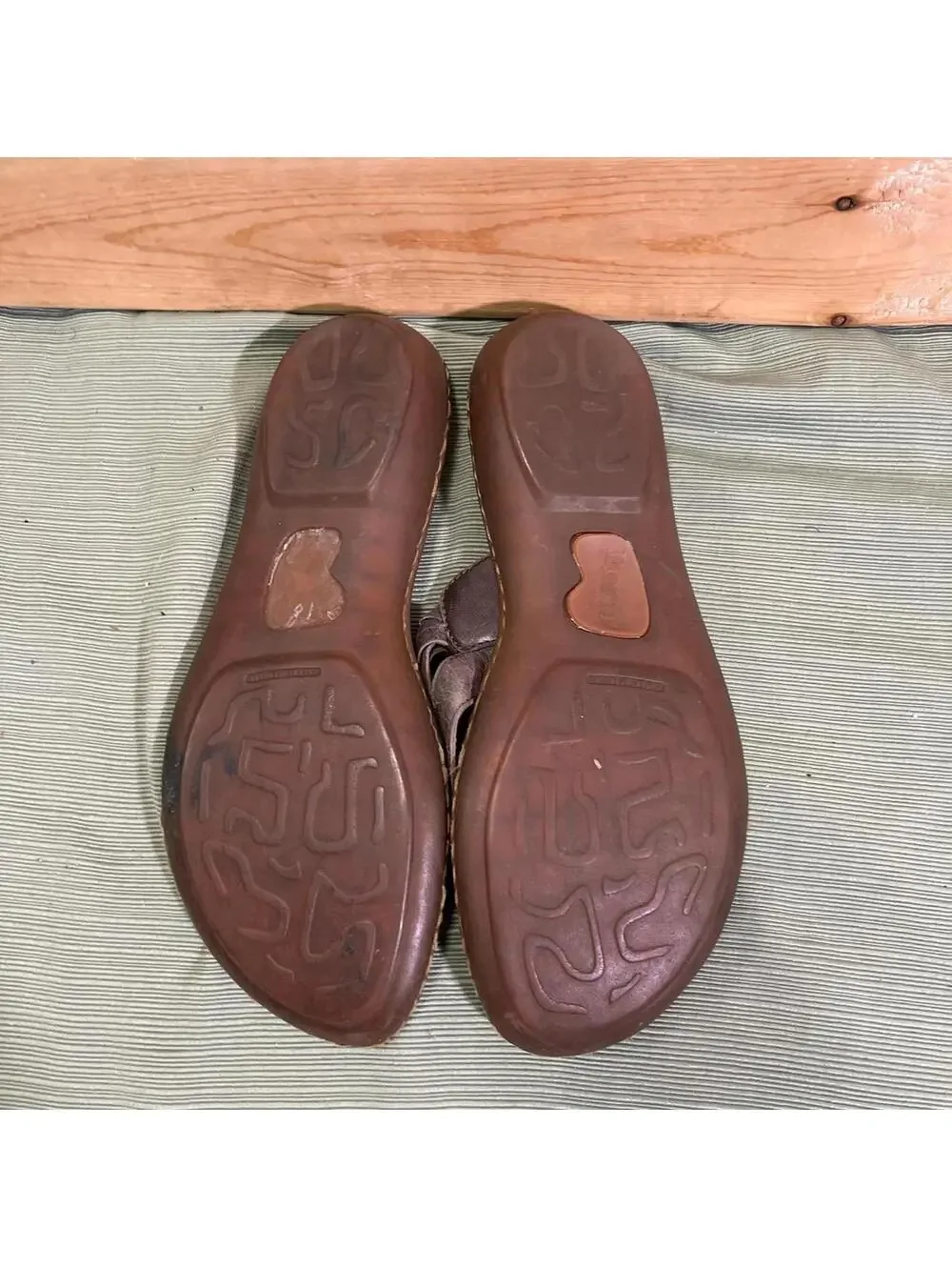 Born Womens Bohemian Gray Brown Genuine Leather Braided Strap Sandals Size 9